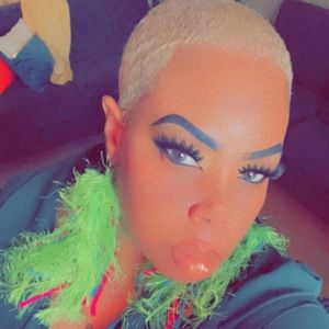 Meet your Posher, Marnay